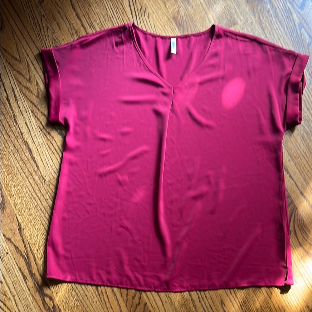 QUE ZHU Women's V-Neck Red Top XL new